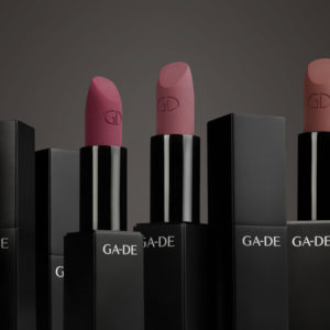 Матовая Губная Помада – “Velveteen Pure Matte Lipstick”